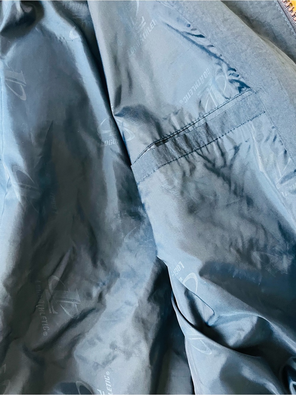 San Diego Chargers Vintage Jacket, Size L! Get ready for the 2026 season! - Picture 7 of 10